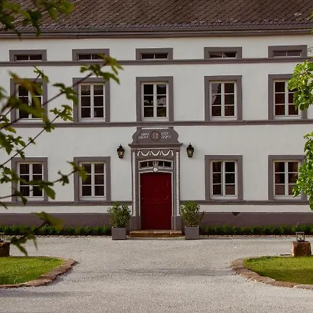 Ferienhaus Gutshaus De La Fontaine