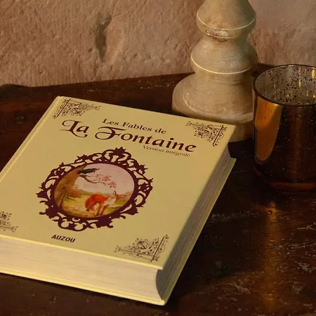 Gutshaus De La Fontaine Dom wakacyjny *