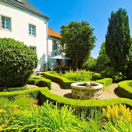 Gutshaus De La Fontaine *