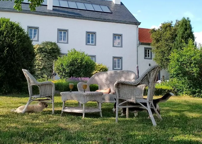 Gutshaus De La Fontaine Vakantiehuis Feilsdorf