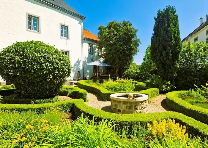 Gutshaus De La Fontaine *